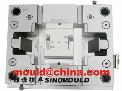 precise mould for mobile phones 8